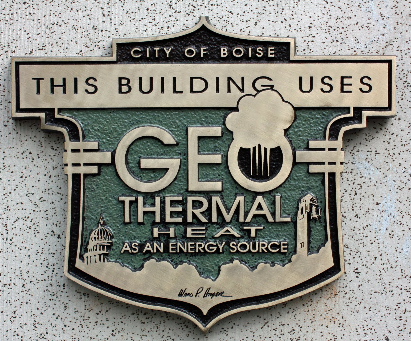 Boise plaque for buildings using geothermal energy